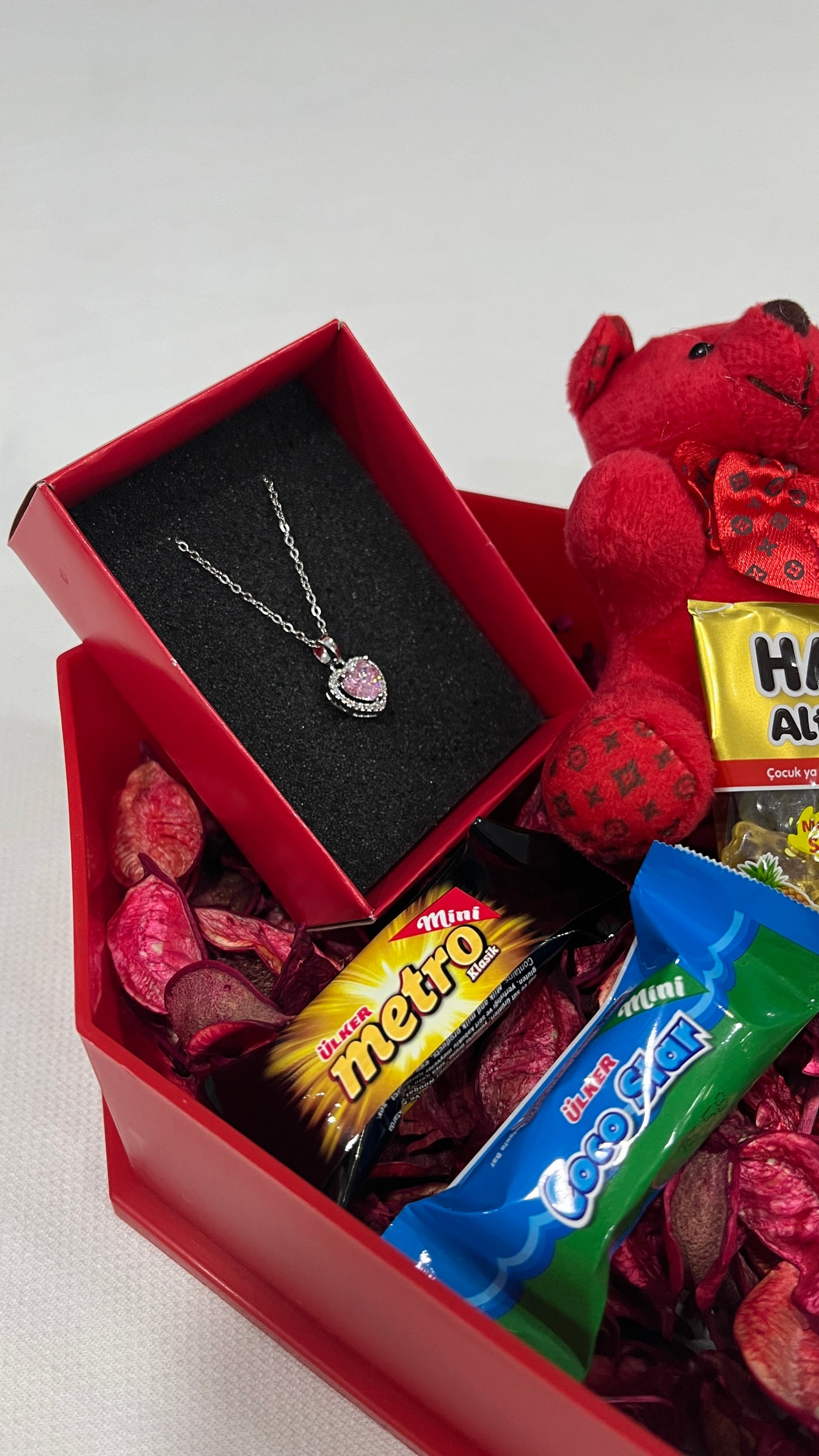 Anne Adayına Hediye Kolye