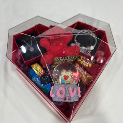 Anne Adayına Hediye Kutusu