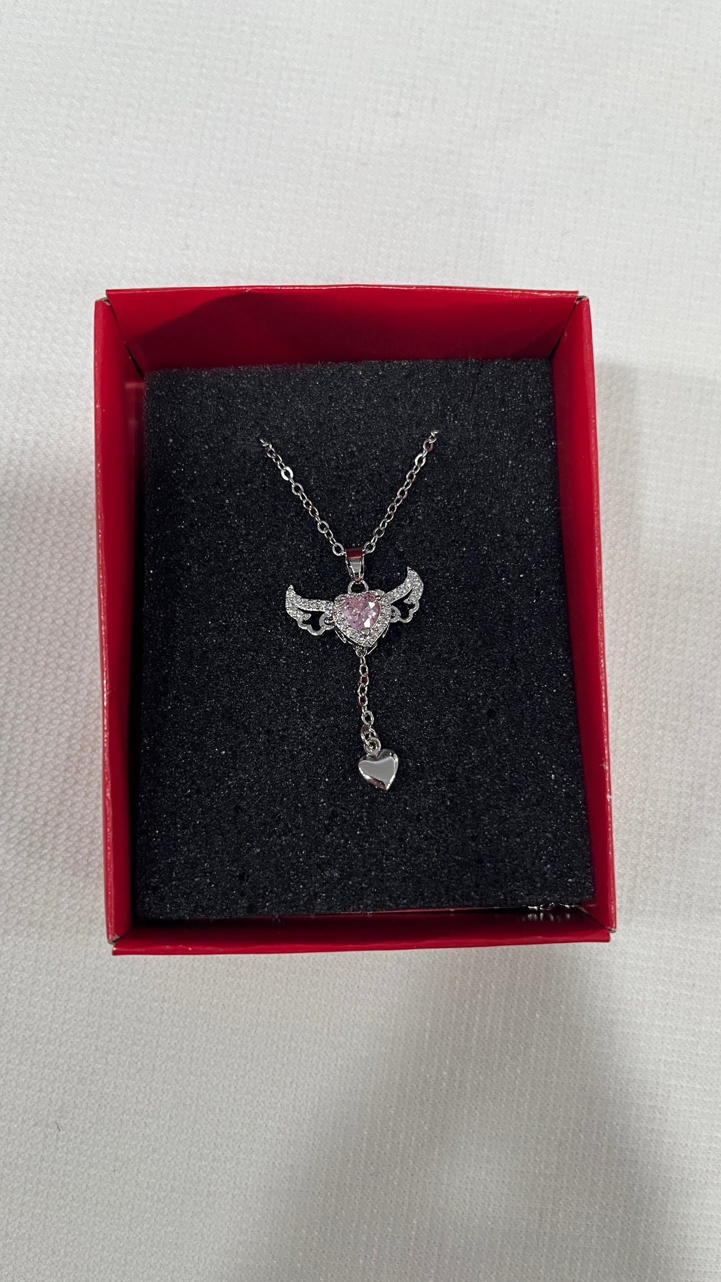 Anne Adayına Hediye Melek Kanatlı Kolye